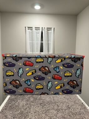 Disney Pixar Cars Storage Trunk Toy Box Organizer 20” Lightning McQueen Bin